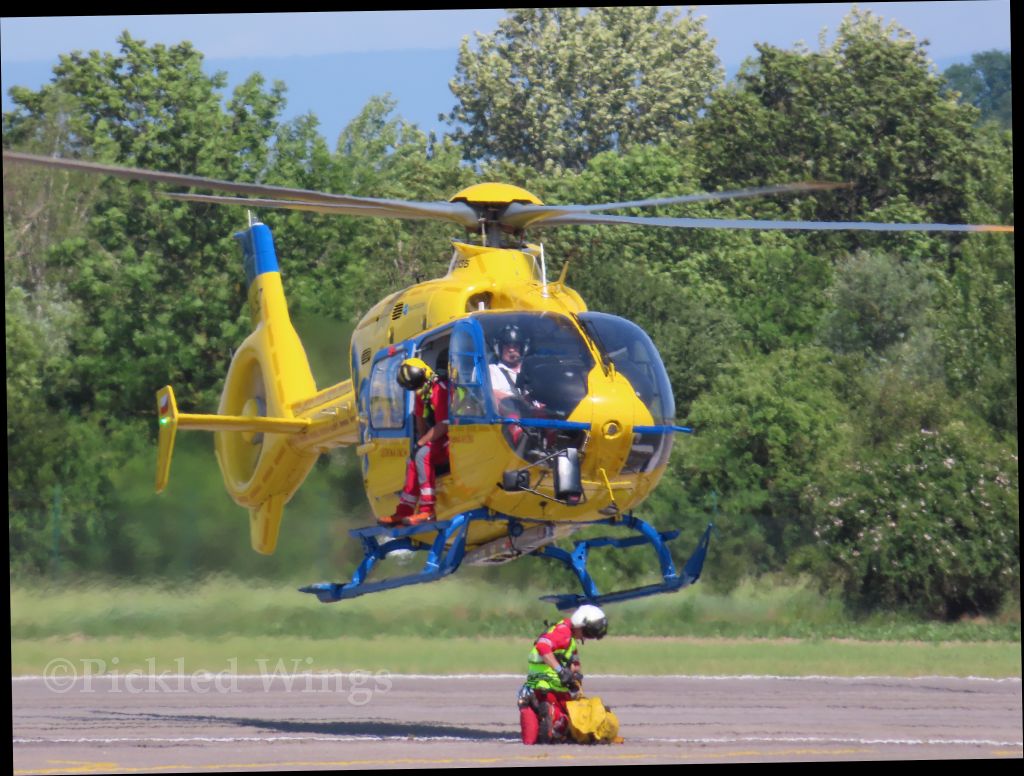 EC-135 at HK 2